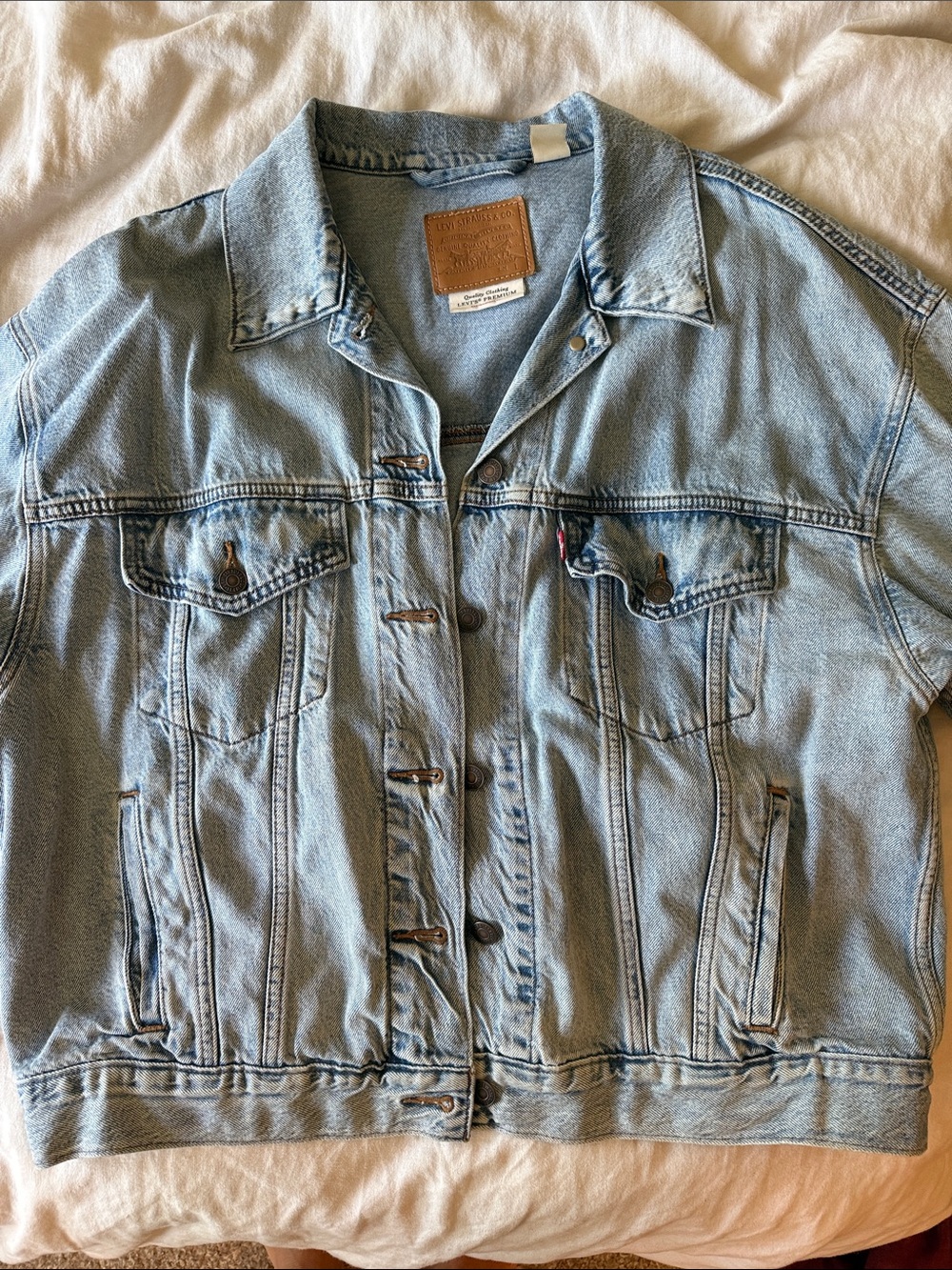 Levi’s Light Wash Denim Jacket oversized